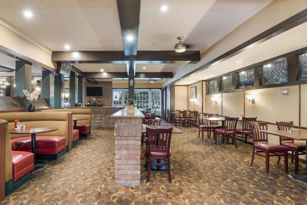 Surestay Plus Hotel By Best Western Reno Airport Zewnętrze zdjęcie