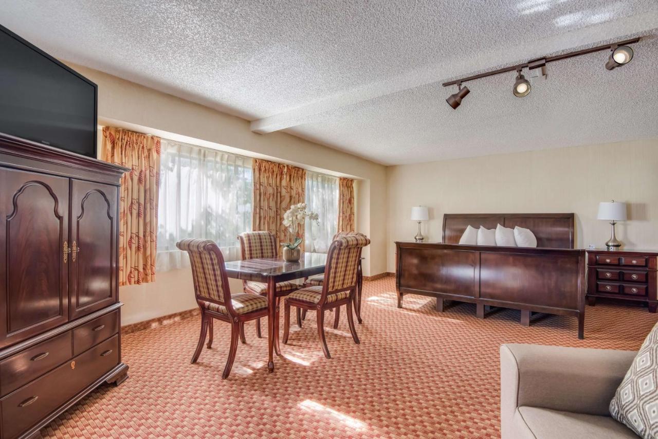 Surestay Plus Hotel By Best Western Reno Airport Zewnętrze zdjęcie