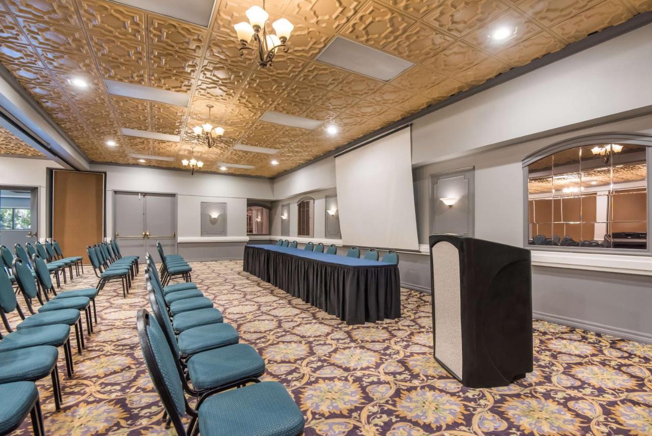 Surestay Plus Hotel By Best Western Reno Airport Zewnętrze zdjęcie